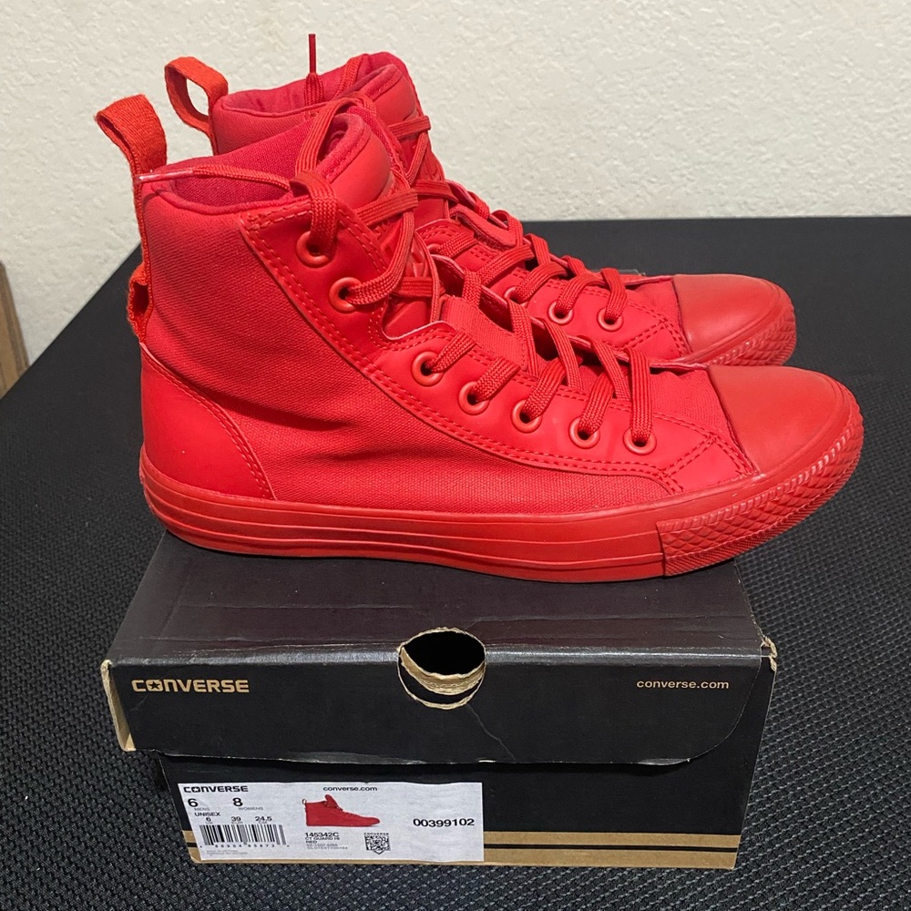 Mens Converse Hi Red sz 6